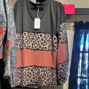 Umgee Gray and Pink Animal Print Sweater